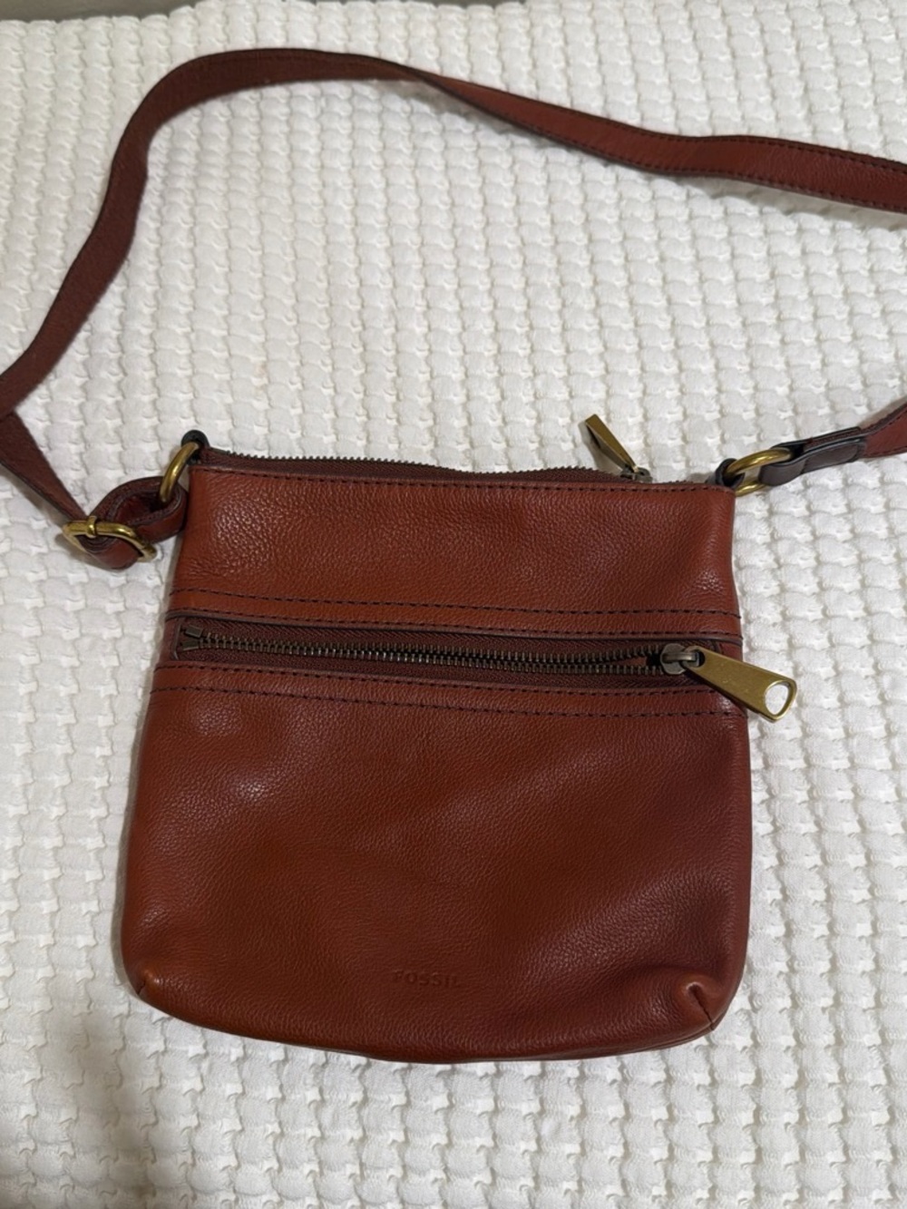 Fossil Chestnut Leather Crossbody with Brass Hardware
